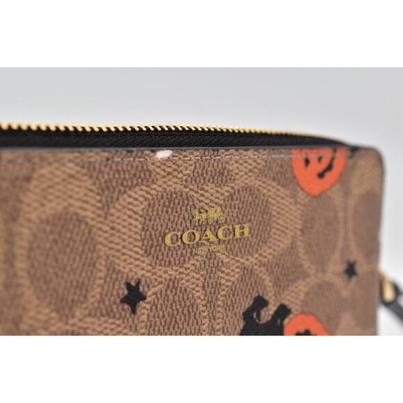 COACH Corner Zip Wristlet Signature Canvas Halloween Print Ghost Cat NEW LIMITED - Picture 15 of 16